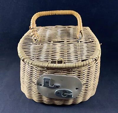 Vintage LG Wicker Basket Trout Fly Fishing Creel Bait Box • $35