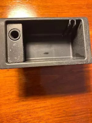 BMW E46 3 Series REAR ASH TRAY 51.16-8 225 529 • $15