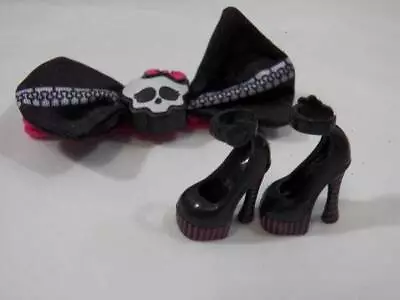 ~Monster High~ MH 2012 Sweet 1600 Draculaura Roadster Black Heels Pink Stripes • $7.95