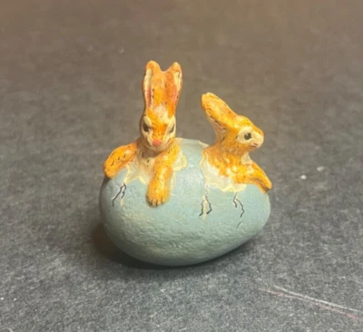 $110 • Buy VAILLANCOURT FOLK ART 1992 Two Tiny Bunnies In Cracked Blue Egg VERY RARE 2.5 