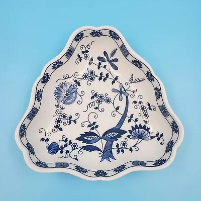 Mann Vienna Woods Fine China Blue Onion Triangular Candy Dish Bowl 7.75  Japan • $21.99