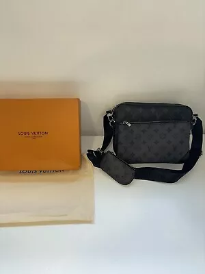 Louis Vuitton LV Trio Messenger Bag • £679.99
