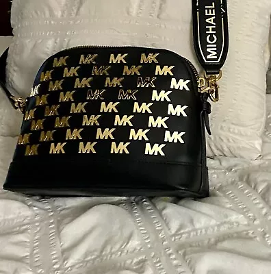 MICHAEL KORS ~monogram Crossbody Jet Set Black With Gold~. Little Wear On Strap • $50