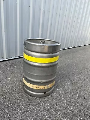 1/2 Barrel Beer Kegs 15.5 Gallon - Great Condition   READ THE DESCRIPTION! • $76