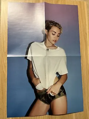 Miley Cyrus Bangerz Poster From Bangerz 2023 Vinyl Record (2023 16x24) • £27.87