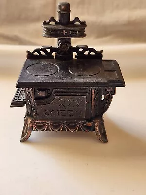 Vintage Die Cast Miniature QUEEN Wood Stove  Pencil Sharpener • $17.95