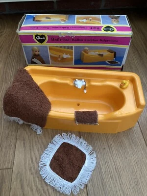 £7 • Buy Vintage Sindy Yellow Bath - 1977/78