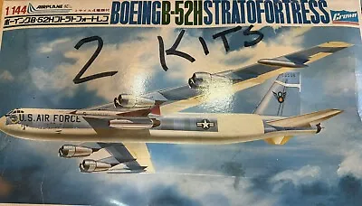 Crown Boeing B-52H Stratofortress Airplane 1/144 Scale Model Kits #524-1000 (2) • $64.95