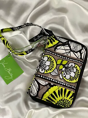 Authentic Vera Bradley Citron Carry It All Wristlet Never Used • $24