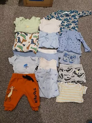 Huge Bundle Of Baby Boy Clothes  Size 0-3 Months • £8.99