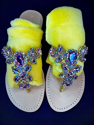 HOT AUCTION! MUST SELL! !Mystique Sandals Multi-Colored Gold SZ 8 Elegant • $169