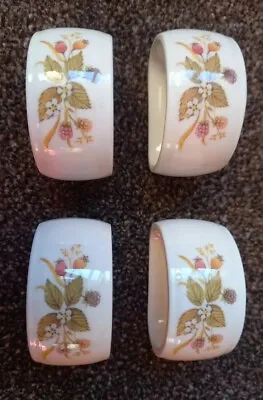 4 Vintage Retro St Michael M&S Harvest Pattern Melamine Napkin Serviette Rings  • £5.50