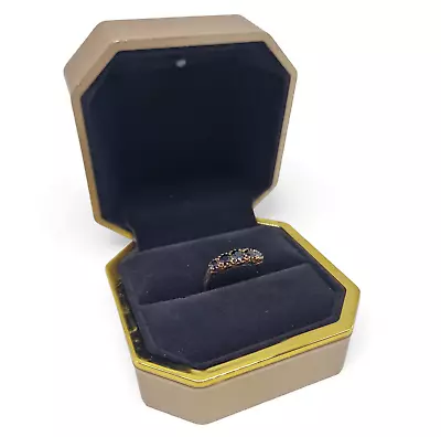 Beautiful 9ct Yellow Gold 2.43g Ring With Black Cubic Zirconia Size R* • £69.99