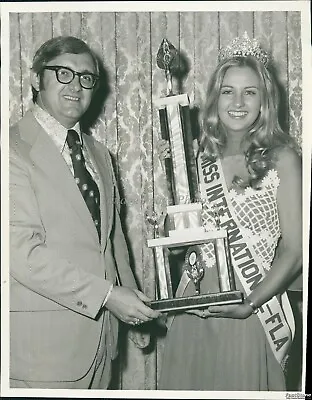 1973 Miss International Florida Winner Lisa Frantz Beauty Pageant 8X10 Photo • $24.99