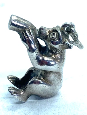 £15 • Buy Vintage Sterling Silver Bracelet Charm Brown Grizzly Bear Drinking From A Bottle