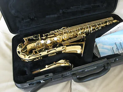 Yamaha YAS 275 Alto Saxophone - In Gold • £775