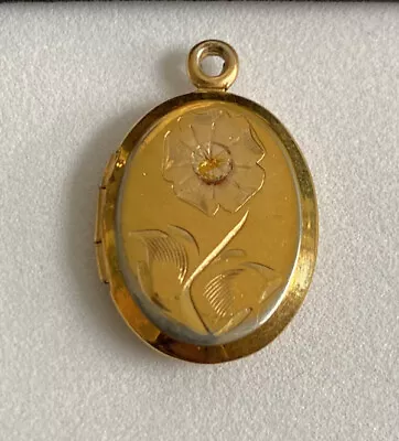 Vintage Gold Filled Engraved Photo Locket Pendant • $19.99