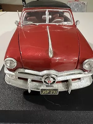 1950 Ford Convertible - Top Up 1:18 Scale Diecast Replica Model By Maisto • $20