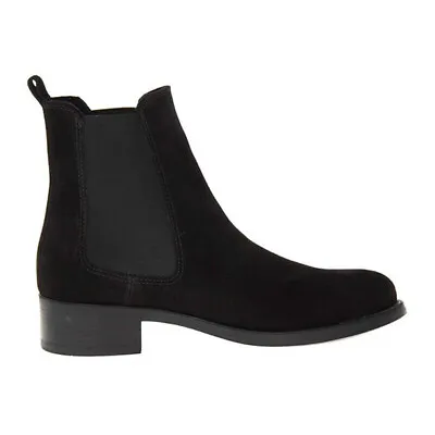 New! La Canadienne Women's Sara Bootie Black Suede Size 8 M DD274B • $190