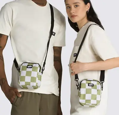NWT VANS Off The Wall GO GETTER CROSSBODY Shoulder Bag CHECKERED Phone CC Carry • $37.94