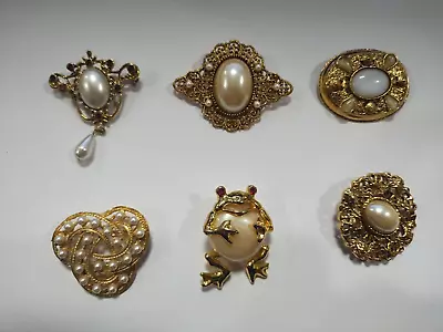 Lot Of 6 Vintage Faux Pearl Brooch Pins • $14.99