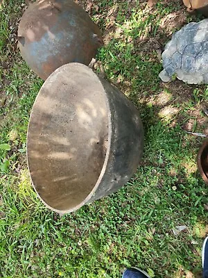 Large Antique Cast Iron 3 Leg 20 Gallon Cauldron Gypsy Witch's Pot Sugar Kettle  • $249.95