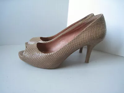 Vince Camuto Womens Shoes Sz 7 B Real SnakeSkin Leather Peep Toe Nude Heels Pump • $34.89