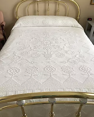 Vtg. BATES GEORGE WASHINGTON'S CHOICE Off-White CHENILLE BEDSPREAD Fringe 96x108 • $73.95