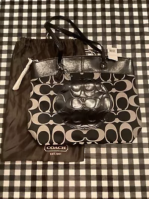 New COACH F18335 Laura Signature Tote Shoulder Bag NWT • $85