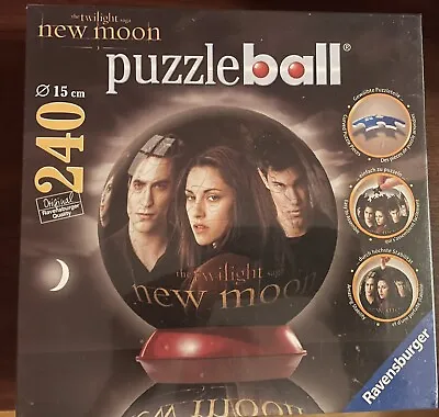 The Twilight Saga New Moon Puzzle Ball - 240 Piece 3D Puzzle Ravensburger SEALED • $10