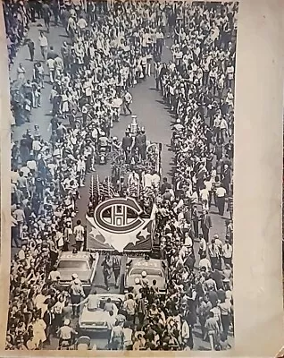 1970s Nhl Hockey Stanley Cup Parade Montreal Canadiens Photo Guy Lafleur Quebec  • $72.83