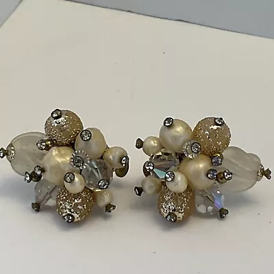 Vendome Beaded Clip Earrings Vintage  • $7