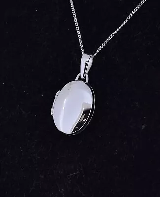 9ct White Gold 14.5mm Oval Locket - (Free Name Engraved) • £135