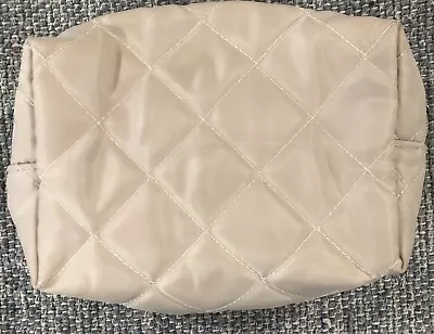 Trish McEvoy Cream Color Pettit Planner Beauty Makeup Bag  Quilted Pre Owned • $35