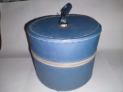 Vintage Blue Vinyl Train Case Hat Box Wig Case Luggage Suitcase Zip 60s  • $47.85