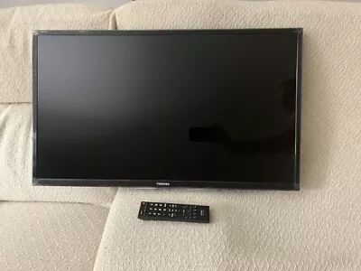 Toshiba 32L220U19 32  720p HD LED Television • $55