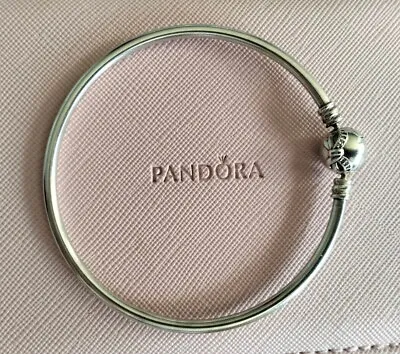 🎀Limited Edition Pandora Silver Dainty Bow Clasp CZ Silver Bangle 590724CZ 🎀  • $44.99