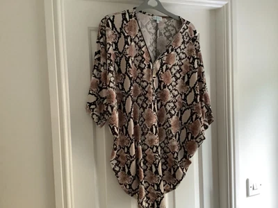 £2 • Buy Blue Vanilla Pink And Multicoloured Snakeskin Top Size 12