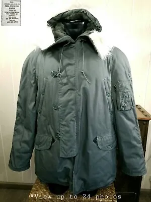 US Military Extreme Cold Weather Type N-3B Parka Jacket Hood Faux Fur Sz L • $76.99