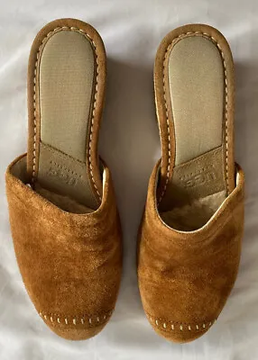 EUC UGG  Brown Suede Espadrille Mules  Size US 9 • $25.49