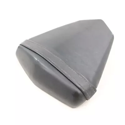 06 07 2006 2007 Yamaha Yzf R6 R6r R6v Rear Passenger Seat Back Cushion Pad B99 • $18.99