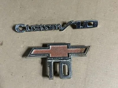 Vintage 1967-68 Chevrolet Chevy 10 1969-72 Custom 10 Emblem Genuine OEM V8 350 • $45