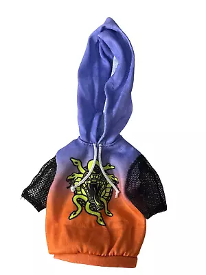 New Monster High Deuce Gorgon Doll 2022 Coffee Break Snake Hoodie Shirt Fashions • $7.99