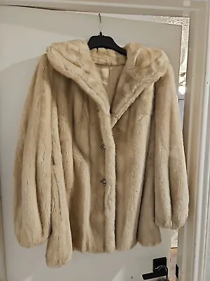 Tissavel Vintage Faux Fur Coat • $40