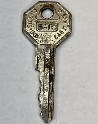 GM Vintage Metal Car Key B-10 Automobile Transportation General Motors • $9.99