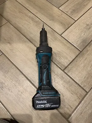 Makita DGD800 18V LXT Cordless Long Nose Die Grinder With 1 X 5.0Ah Battery • £165