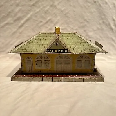 Oak Park Tin TRAIN STATION By MARX Model # 2979 • $19.95