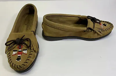 Minnetonka Suede Thunderbird Moccasins Beaded Sz 7 1/2 • $21.99