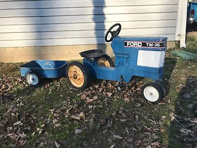 Vintage Ford TW-35 Pedal Tractor With Trailer! Used • $510