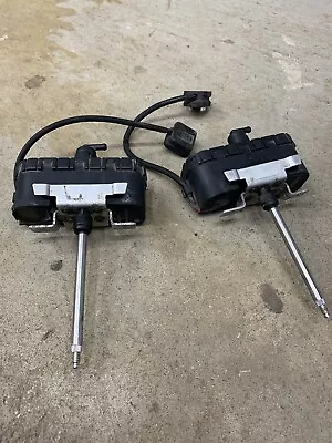 Mercedes C Class W202 Headlight Wiper Motors 2028203842 2028203742 • $65.09